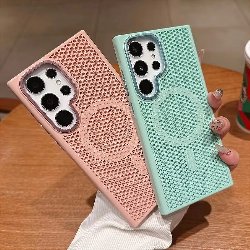 غطاء شحن لاسلكي مغناطيسي مع شب - مراجعة Heatsink وسعره